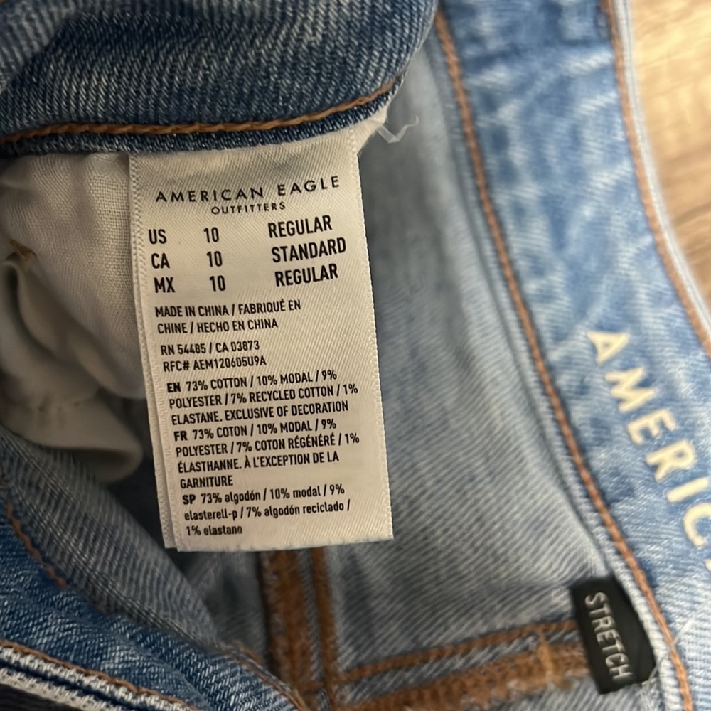 American Eagle size 10 stretch jeans, high waisted - Picture 3 of 4